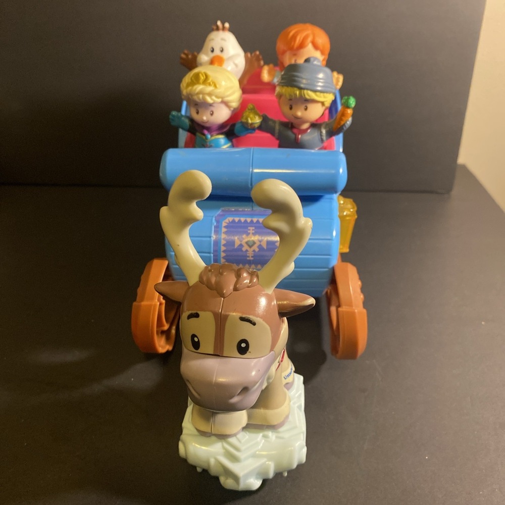 Fisher Price Little People Disney Frozen Kristoff's Sleigh w/Elsa Anna Olaf Sven